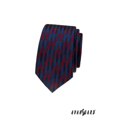 Keskeny nyakkendő színes geometrikus mintával