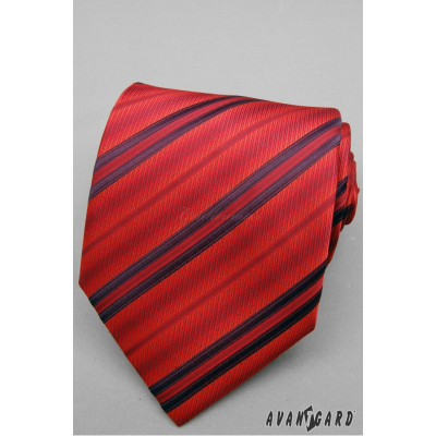 Piros csíkos nyakkendő