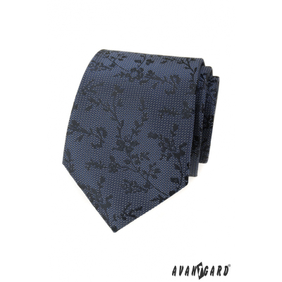 Kék mintás nyakkendő mintával