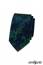 Keskeny nyakkendő kék-zöld mintával